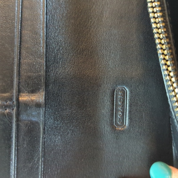 COACH | Women's Signature Wallet in Canvas & Black Leather - Picture 8 of 8